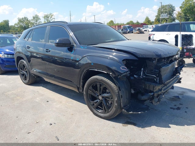 Продаж на аукціоні авто 2025 Volkswagen Atlas Cross Sport 2.0t Sel R-line Black, vin: 1V2AE2CA8SC214515, номер лоту: 46137511