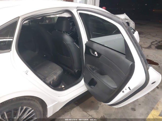 Продажа на аукционе авто 2022 Kia Forte Gt-line, vin: 3KPF54AD2NE429546, номер лота: 46137516