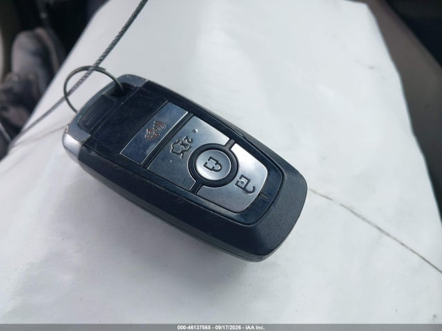3FA6P0LU1JR242677 Ford Fusion Hybrid Se