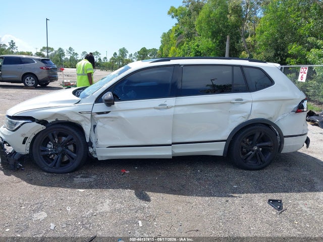 2024 Volkswagen Tiguan 2.0t Se R-line Black მანქანა იყიდება აუქციონზე, vin: 3VVCB7AX3RM193378, აუქციონის ნომერი: 46137613
