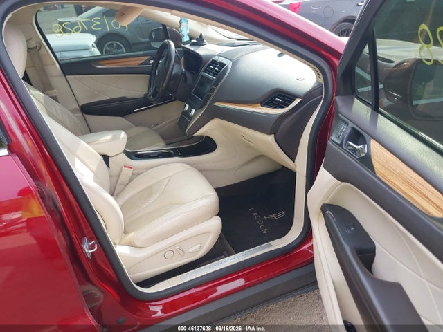 Продажа на аукционе авто 2015 Lincoln Mkc, vin: 5LMCJ1A91FUJ25113, номер лота: 46137628