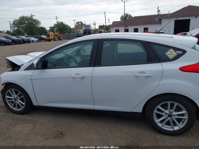 Продажа на аукционе авто 2015 Ford Focus Se, vin: 1FADP3K25FL301387, номер лота: 46137636