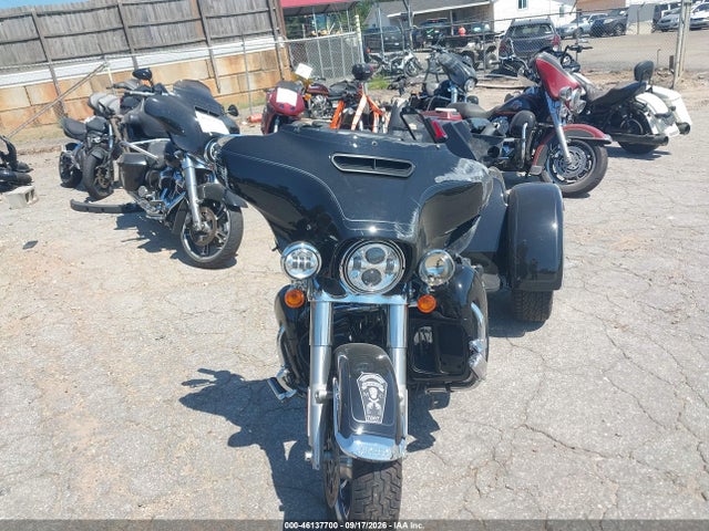 Harley-Davidson FLHTCUTG 2022 1HD1MAF12NB854495 Image 5