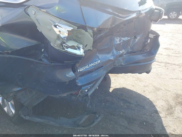 2015 Toyota Highlander Le Plus V6 მანქანა იყიდება აუქციონზე, vin: 5TDZKRFH0FS045223, აუქციონის ნომერი: 46137785