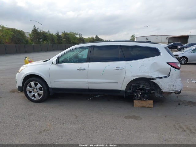 1GNKRJKD0HJ318802 Chevrolet Traverse Premier