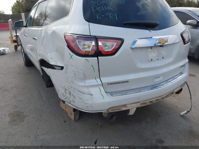 1GNKRJKD0HJ318802 Chevrolet Traverse Premier
