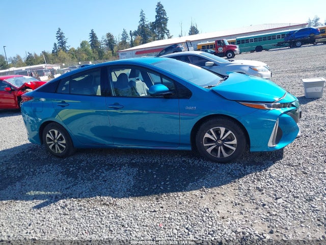 Продаж на аукціоні авто 2017 Toyota Prius Prime Premium, vin: JTDKARFP3H3058256, номер лоту: 46137853