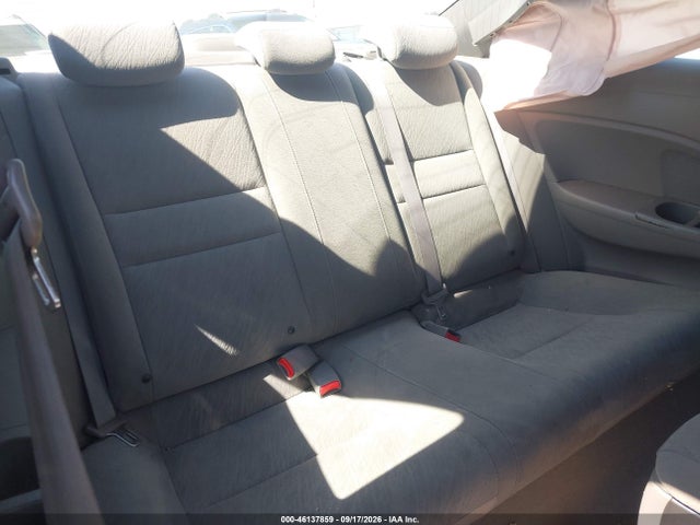 Продажа на аукционе авто 2007 Honda Civic Lx, vin: 2HGFG12657H515709, номер лота: 46137859