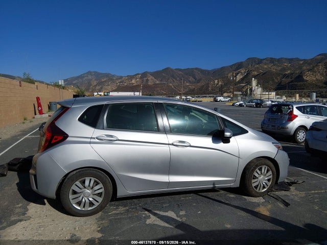 Honda FIT LX 2015 3HGGK5H5XFM748736 Image 13