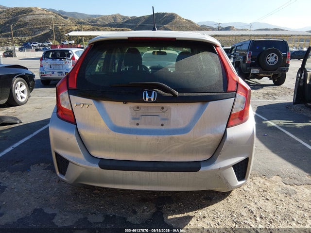 Honda FIT LX 2015 3HGGK5H5XFM748736 Image 16