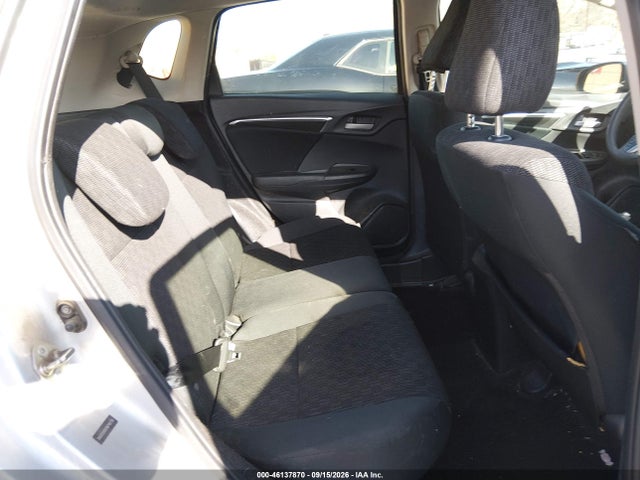 Honda FIT LX 2015 3HGGK5H5XFM748736 Image 8