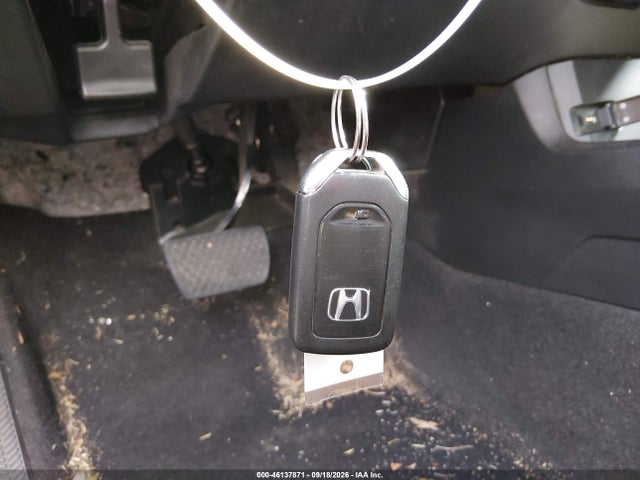 46137871 :رقم المزاد ، 2HGFC4B07HH307017 vin ، 2017 Honda Civic Lx-p مزاد بيع