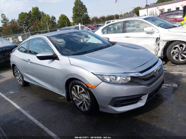 46137871 :رقم المزاد ، 2HGFC4B07HH307017 vin ، 2017 Honda Civic Lx-p مزاد بيع