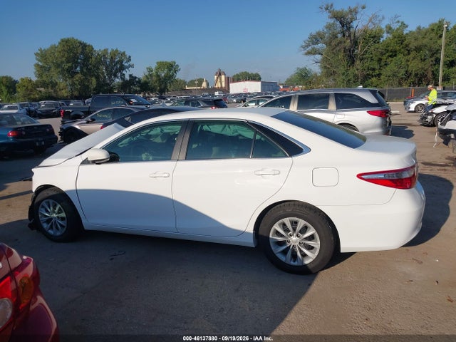 Продаж на аукціоні авто 2017 Toyota Camry Le, vin: 4T1BF1FK9HU343928, номер лоту: 46137880