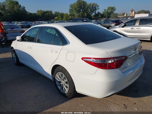 Продаж на аукціоні авто 2017 Toyota Camry Le, vin: 4T1BF1FK9HU343928, номер лоту: 46137880