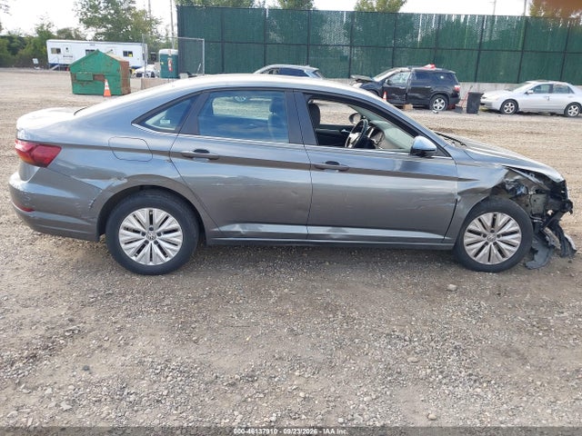 Продажа на аукционе авто 2019 Volkswagen Jetta 1.4t R-line/1.4t S/1.4t Se, vin: 3VWC57BUXKM122322, номер лота: 46137910