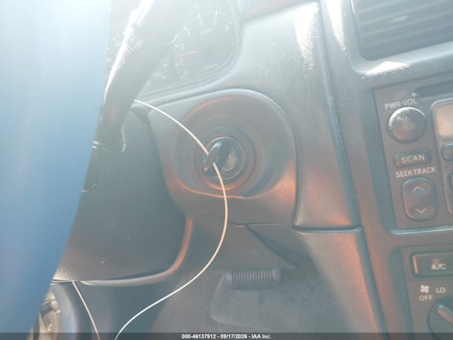 2002 Toyota Camry Solara Se V6 მანქანა იყიდება აუქციონზე, vin: 2T1CF22P72C595195, აუქციონის ნომერი: 46137912