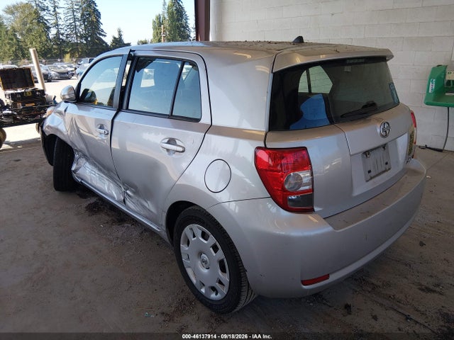 Scion XD 2014 JTKKUPB48E1040780 Image 3