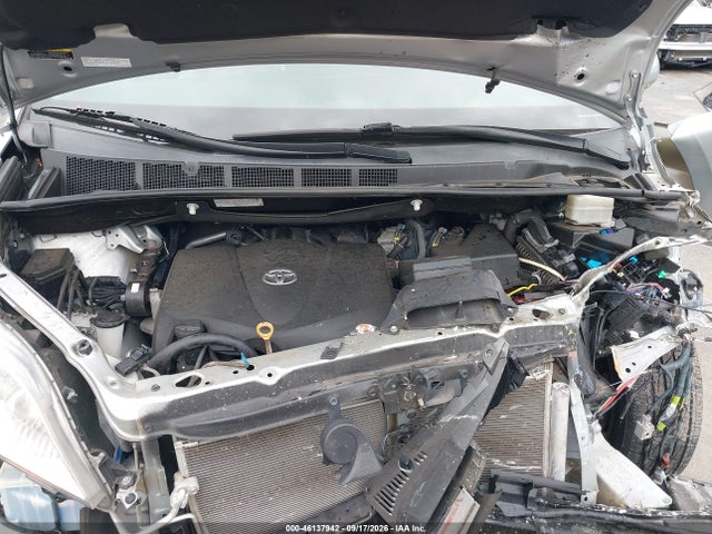 Продаж на аукціоні авто 2020 Toyota Sienna Xle, vin: 5TDDZ3DC7LS230360, номер лоту: 46137942