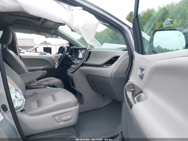 Продаж на аукціоні авто 2020 Toyota Sienna Xle, vin: 5TDDZ3DC7LS230360, номер лоту: 46137942