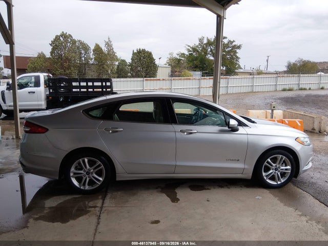 2018 Ford Fusion Hybrid Se მანქანა იყიდება აუქციონზე, vin: 3FA6P0LU0JR250656, აუქციონის ნომერი: 46137945