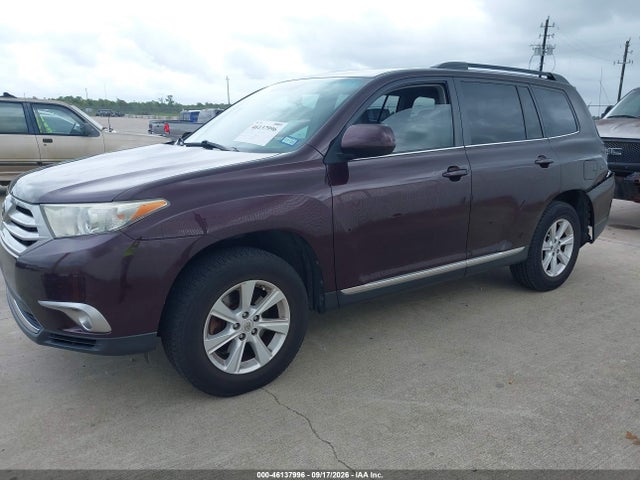 2011 Toyota Highlander Se V6 მანქანა იყიდება აუქციონზე, vin: 5TDZK3EH1BS029749, აუქციონის ნომერი: 46137996