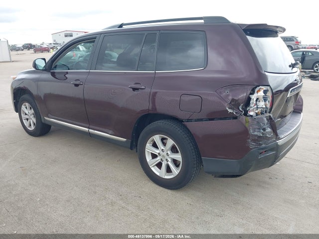 2011 Toyota Highlander Se V6 მანქანა იყიდება აუქციონზე, vin: 5TDZK3EH1BS029749, აუქციონის ნომერი: 46137996