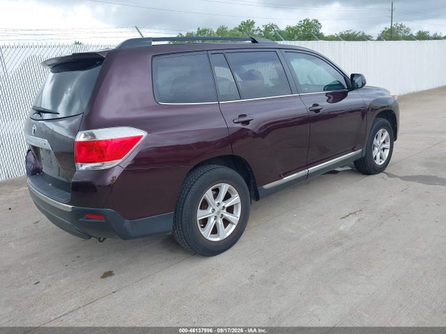 2011 Toyota Highlander Se V6 მანქანა იყიდება აუქციონზე, vin: 5TDZK3EH1BS029749, აუქციონის ნომერი: 46137996