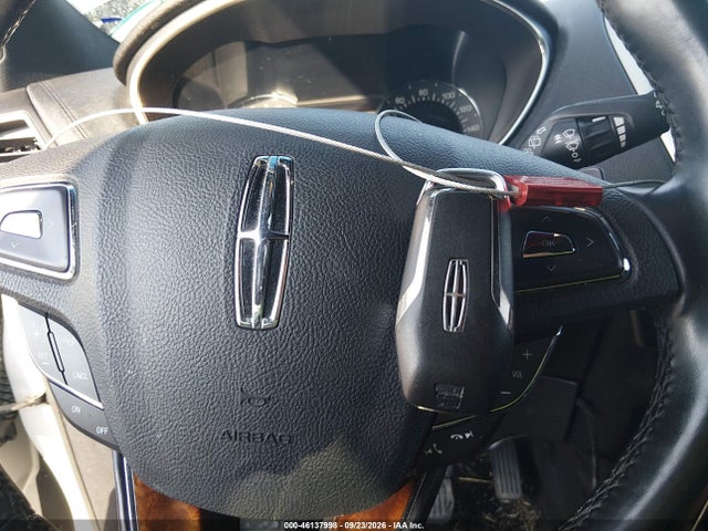 Продажа на аукционе авто 2016 Lincoln Mkx Reserve, vin: 2LMTJ6LR0GBL24677, номер лота: 46137998