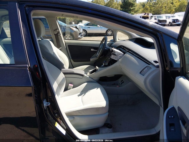 46138006 :رقم المزاد ، JTDKN3DU7B5341068 vin ، 2011 Toyota Prius Two مزاد بيع