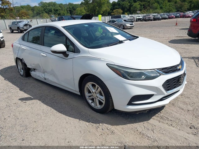 Aukcja sprzedaży 2017 Chevrolet Cruze Lt Auto, vin: 1G1BE5SM8H7190875, numer aukcji: 46138040