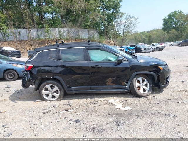 Продаж на аукціоні авто 2018 Jeep Compass Latitude 4x4, vin: 3C4NJDBB9JT484750, номер лоту: 46138126