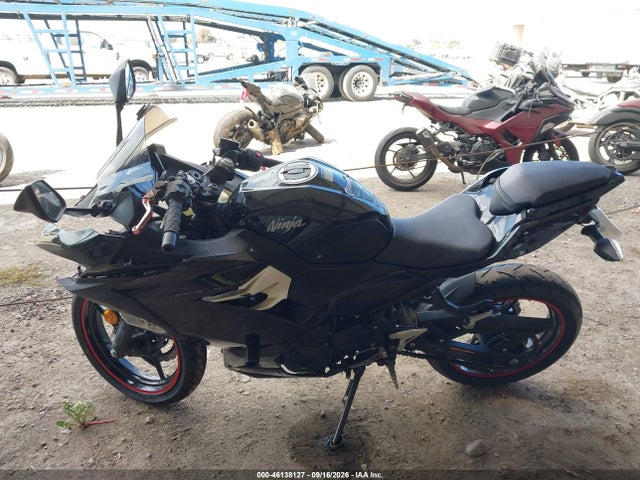 Kawasaki EX400 2019 JKAEXKG13KDA30162 Image 13