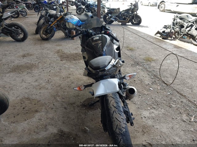 Kawasaki EX400 2019 JKAEXKG13KDA30162 Image 6