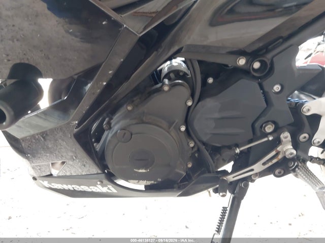 Kawasaki EX400 2019 JKAEXKG13KDA30162 Image 9