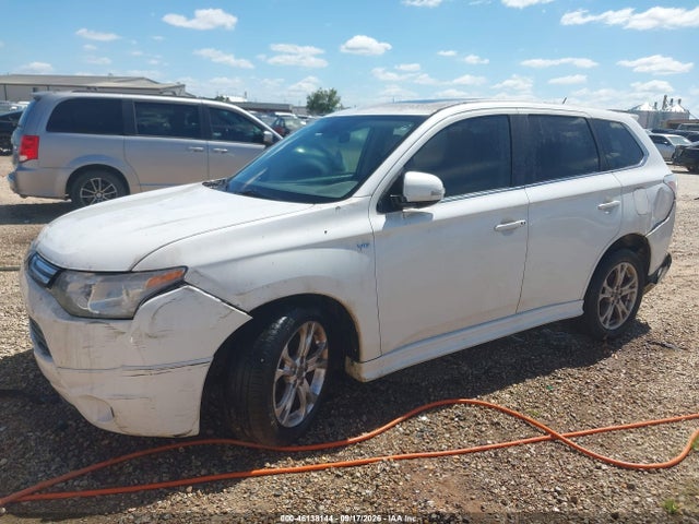 Продажа на аукционе авто 2014 Mitsubishi Outlander Gt, vin: JA4JZ4AX2EZ003167, номер лота: 46138144