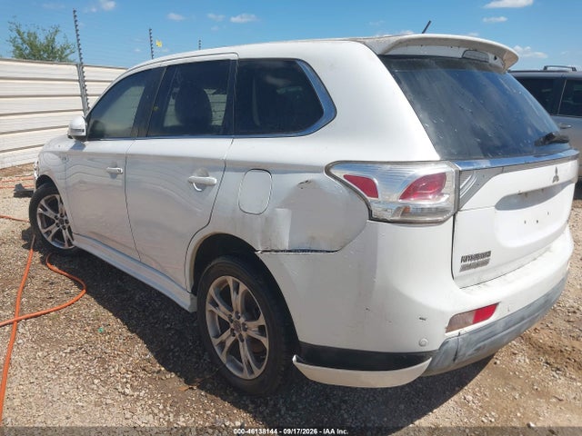 Продажа на аукционе авто 2014 Mitsubishi Outlander Gt, vin: JA4JZ4AX2EZ003167, номер лота: 46138144