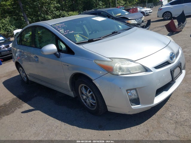 46138146 :رقم المزاد ، JTDKN3DU8B0313518 vin ، 2011 Toyota Prius Three مزاد بيع