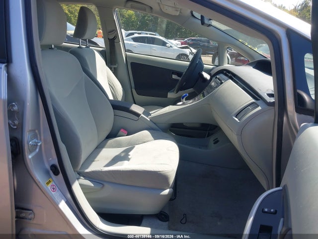 46138146 :رقم المزاد ، JTDKN3DU8B0313518 vin ، 2011 Toyota Prius Three مزاد بيع