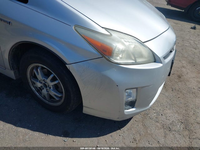 46138146 :رقم المزاد ، JTDKN3DU8B0313518 vin ، 2011 Toyota Prius Three مزاد بيع