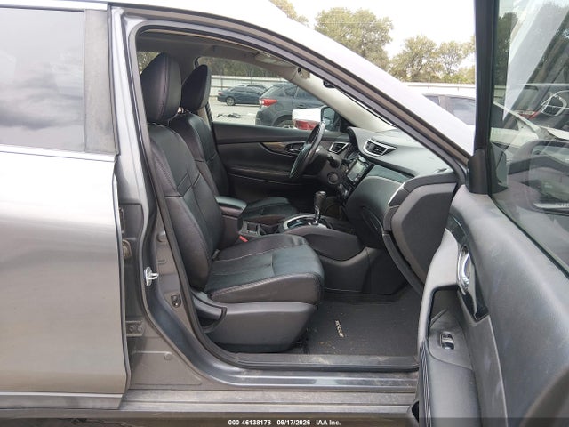46138178 :رقم المزاد ، 5N1AT2MV2GC833686 vin ، 2016 Nissan Rogue Sl مزاد بيع