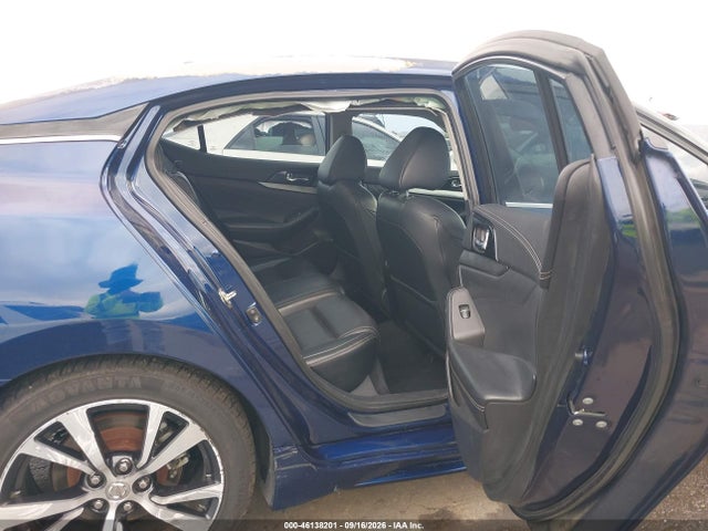 1N4AA6AP3GC430555 Nissan Maxima 3.5 Sl