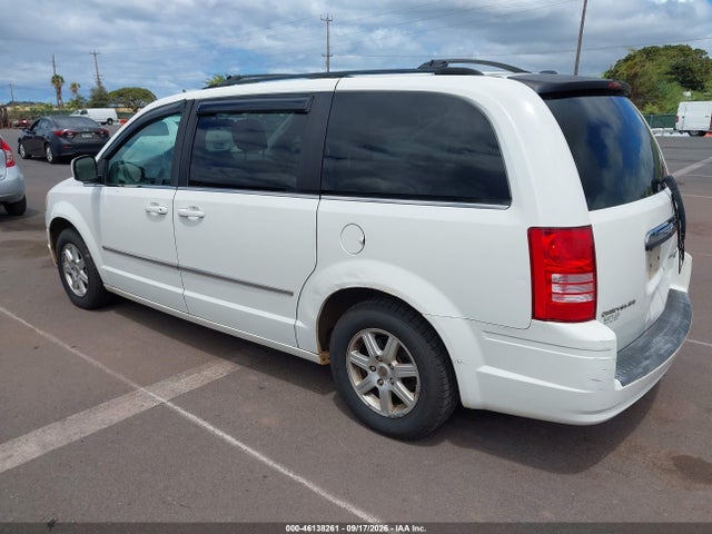 46138261 :رقم المزاد ، 2A4RR5D1XAR136540 vin ، 2010 Chrysler Town & Country Touring مزاد بيع