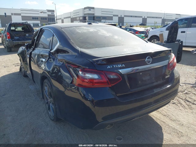 46138291 :رقم المزاد ، 1N4AL3AP2JC476295 vin ، 2018 Nissan Altima 2.5 Sr مزاد بيع