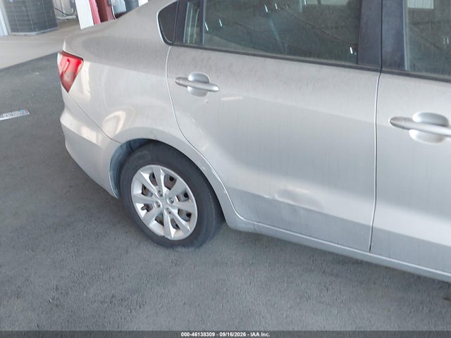 KIA RIO LX 2016 KNADM4A32G6694975 Image 13
