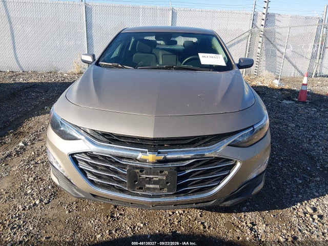 1G1ZD5ST3SF141430 Chevrolet Malibu Fwd 1lt