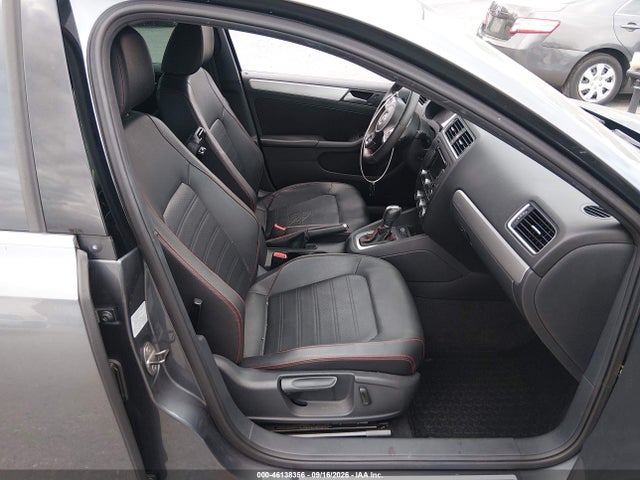 Продажа на аукционе авто 2014 Volkswagen Jetta Gli Autobahn W/nav, vin: 3VW4T7AJ2EM388827, номер лота: 46138356