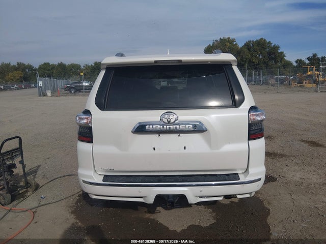 Toyota 4runner Limited 2020 JTEBU5JR7L5773641 Image 17
