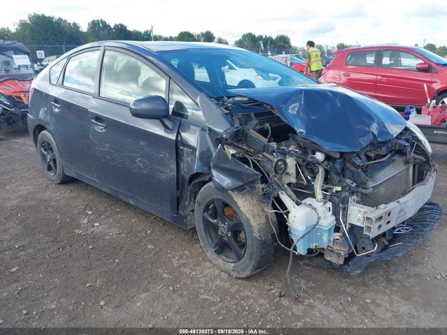 2015 Toyota Prius Two მანქანა იყიდება აუქციონზე, vin: JTDKN3DU7F1875314, აუქციონის ნომერი: 46138373