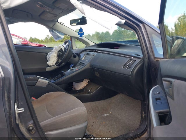 Продажа на аукционе авто 2015 Toyota Prius Two, vin: JTDKN3DU7F1875314, номер лота: 46138373